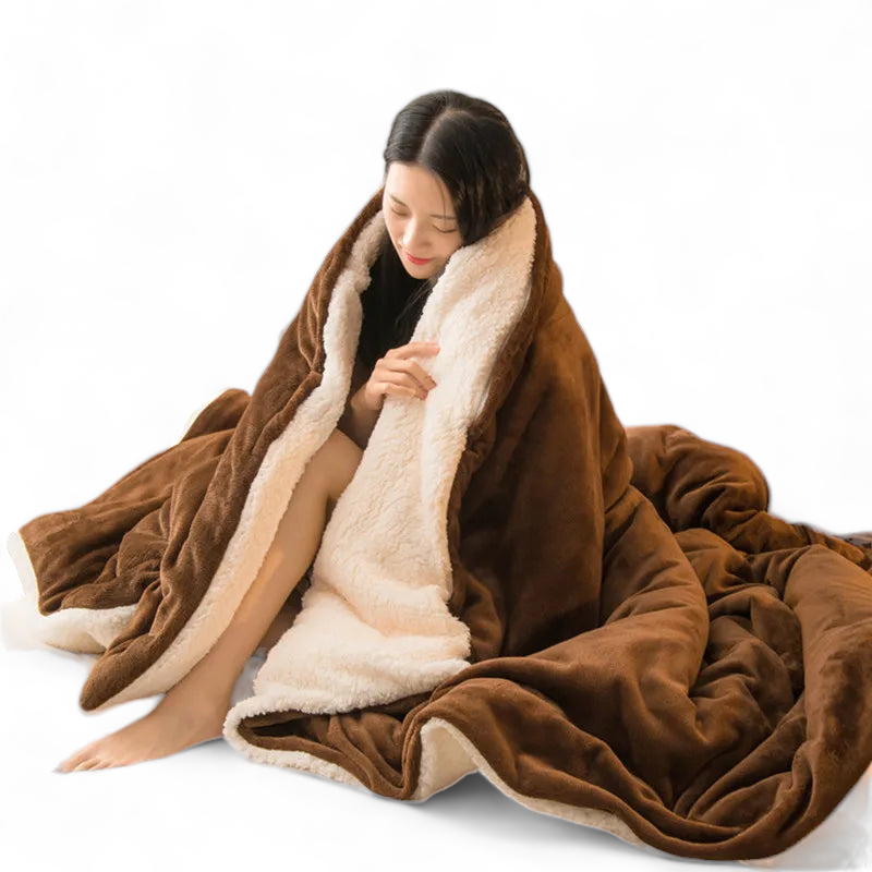 Warm Embrace Luxurious Solid Color Fleece Blankets for a Cozy Winter Haven